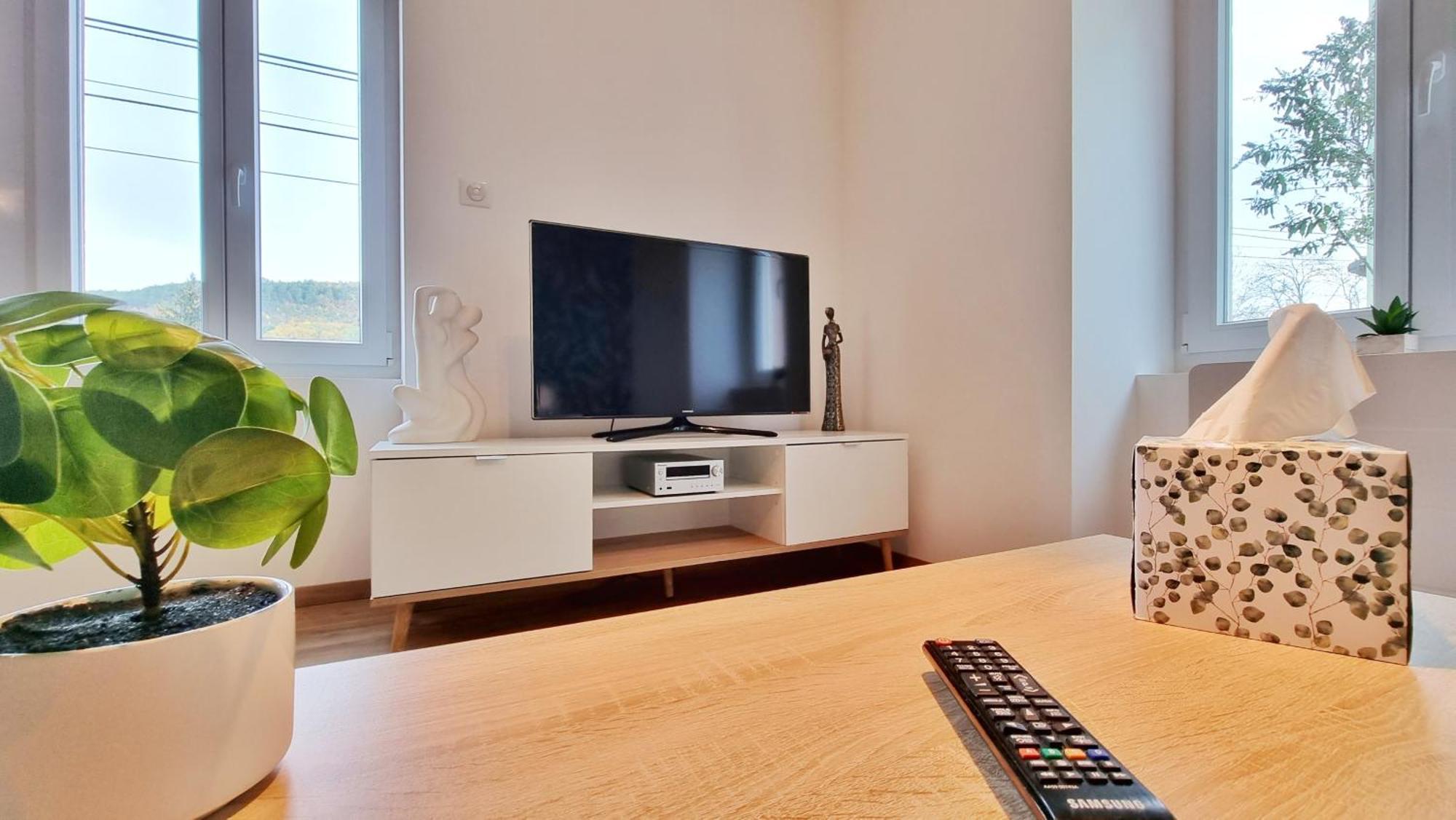 La Buhl Verte - Chic Et Moderne - Calme - Fibre - Relax Bnb 외부 사진